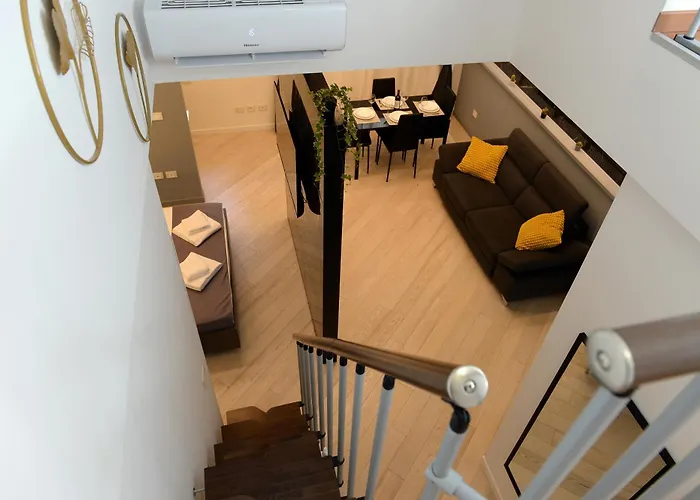 Trastevere Golden Luxury Loft * Roma